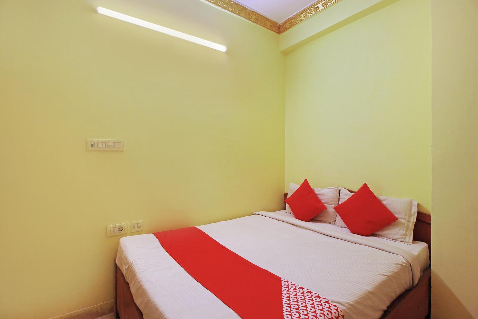 Hotel O Prince Residency Lālāguda エクステリア 写真