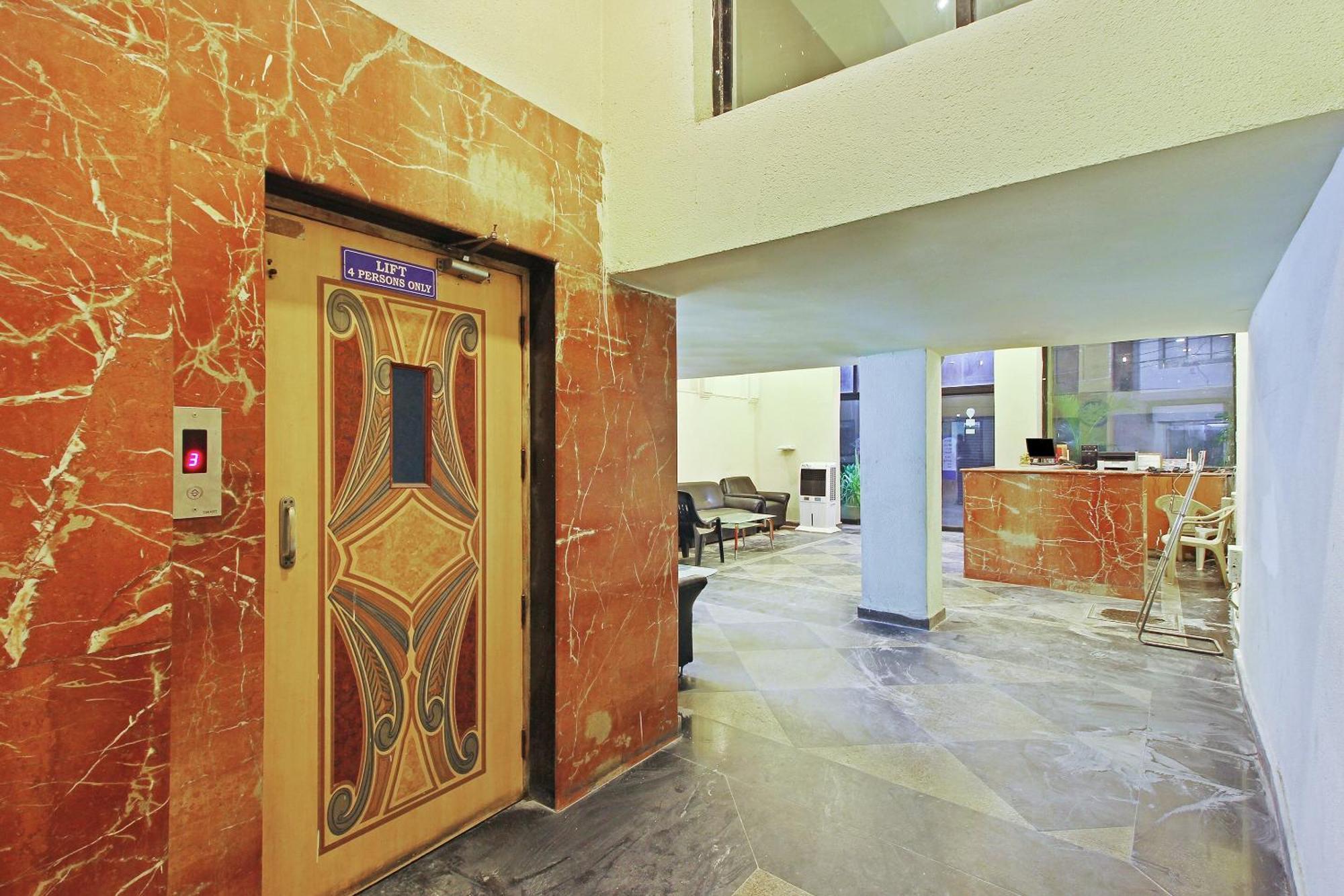 Hotel O Prince Residency Lālāguda エクステリア 写真